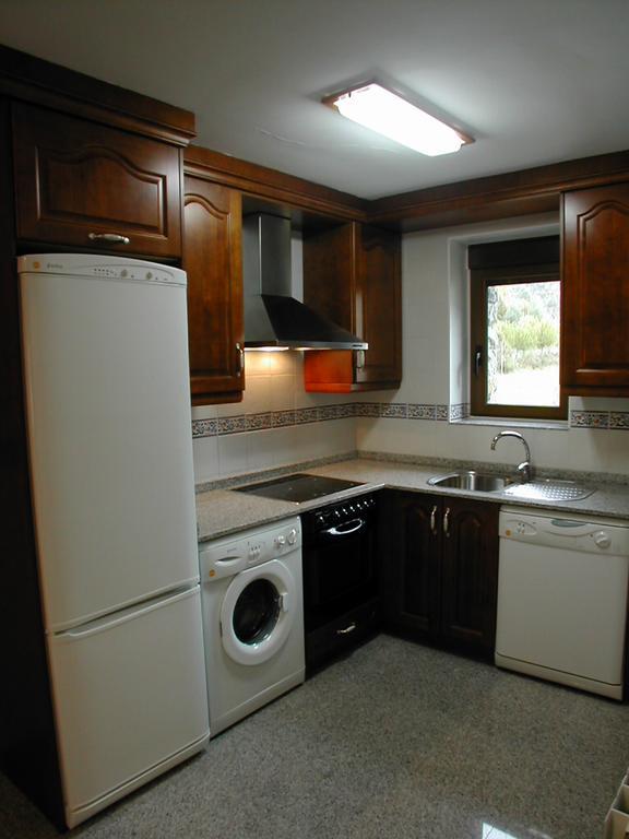 Apartamentos Casa Buisan Broto Habitación foto